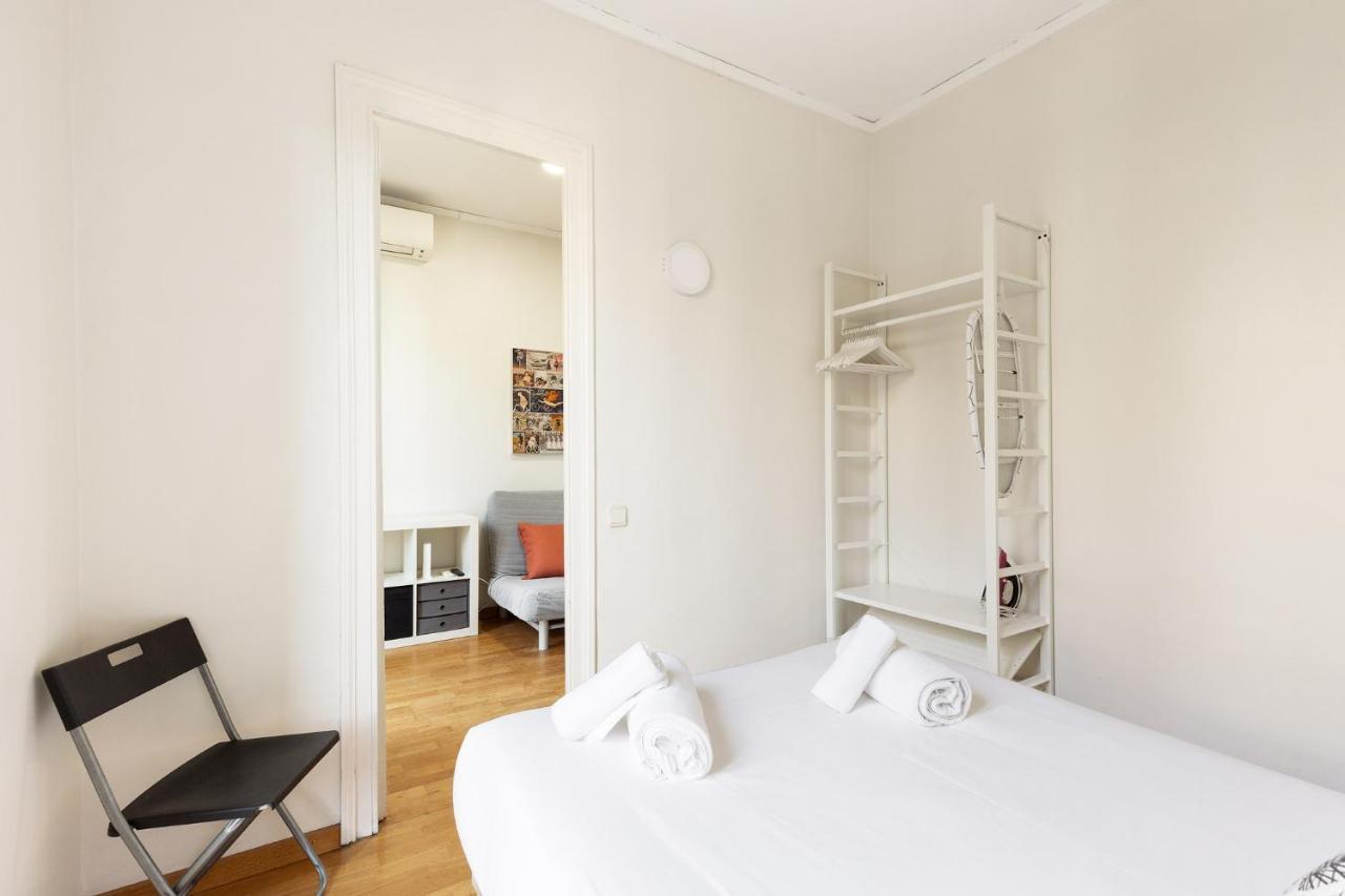 Stay U-Nique Apartments Consell บาร์เซโลนา ภายนอก รูปภาพ