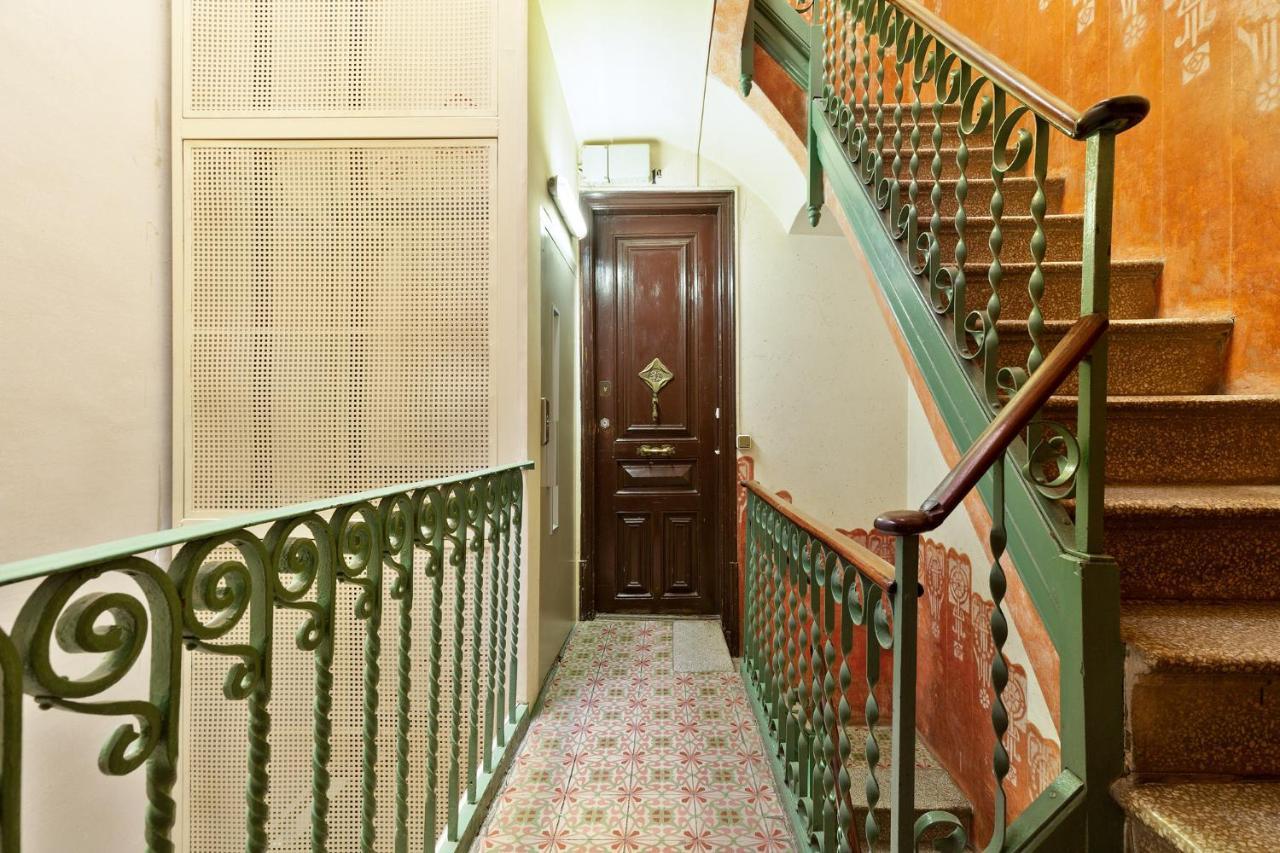 Stay U-Nique Apartments Consell บาร์เซโลนา ภายนอก รูปภาพ