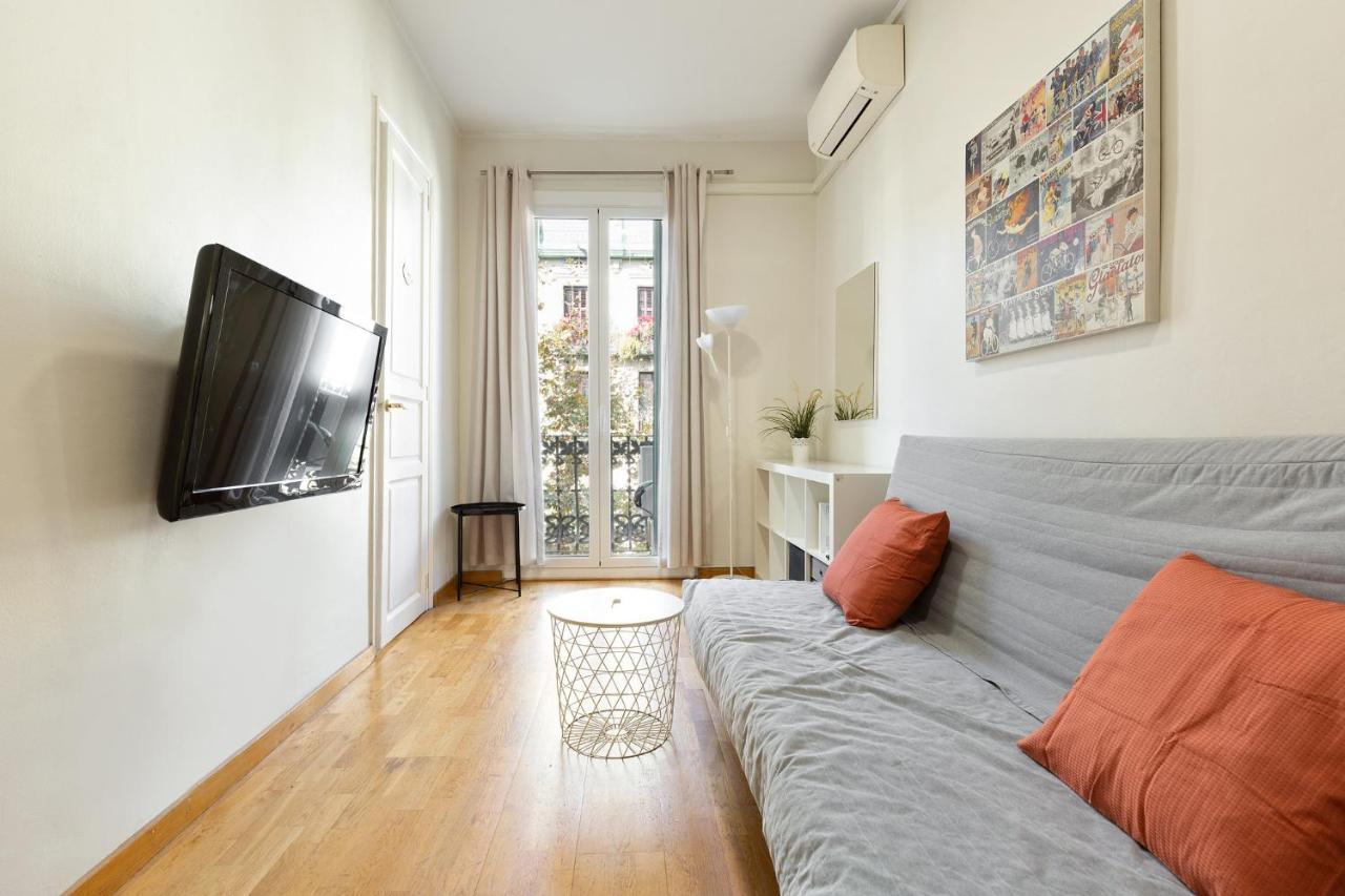 Stay U-Nique Apartments Consell บาร์เซโลนา ภายนอก รูปภาพ